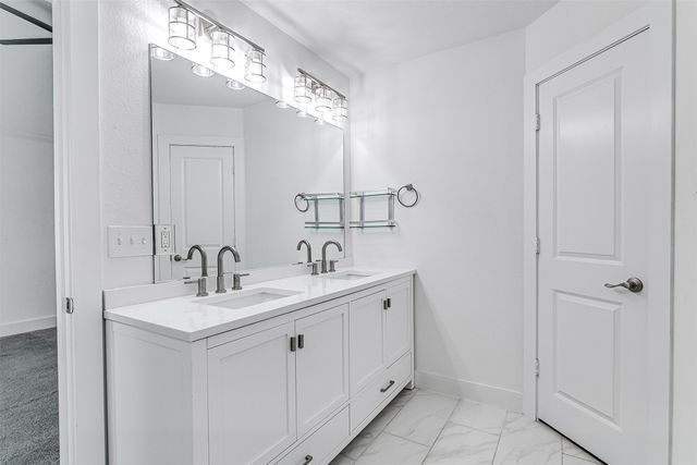 7137 John T White Road, Fort Worth, TX 76120