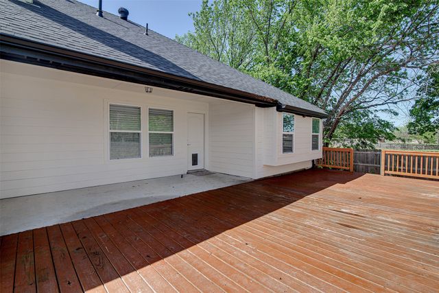 7137 John T White Road, Fort Worth, TX 76120