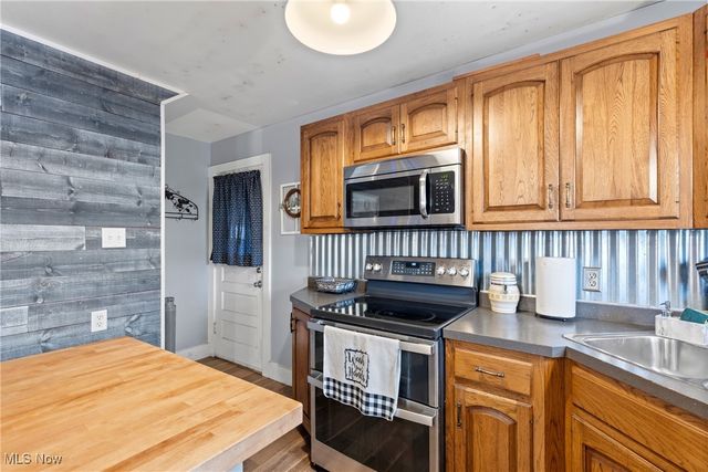 3928 Hanlin Street, Weirton, WV 26062