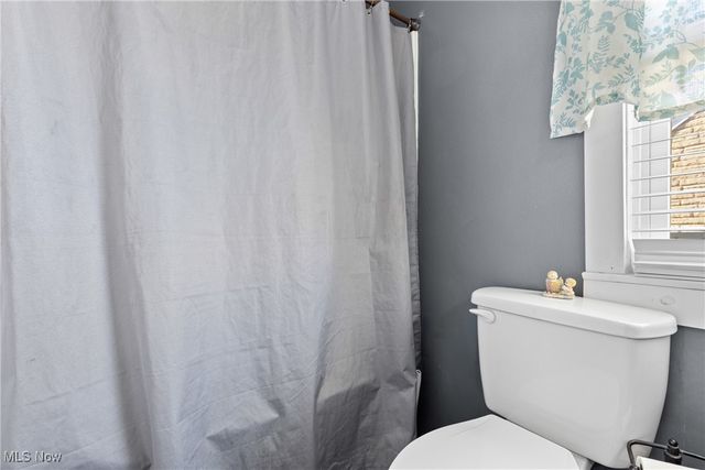 3928 Hanlin Street, Weirton, WV 26062