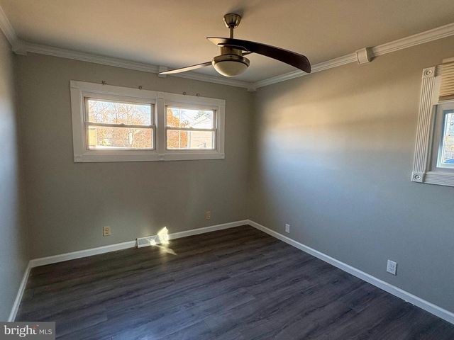 1401 FILBERT ST, Glassboro, NJ 08028