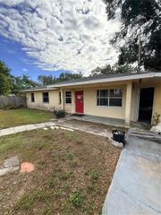 40 HALL STREET, Frostproof, FL 33843