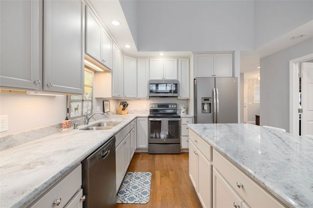 19 Bella Vista Circle, Glocester, RI 02814