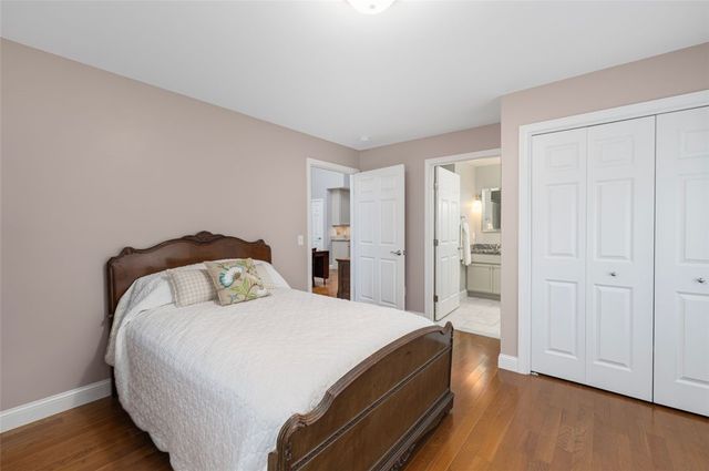 19 Bella Vista Circle, Glocester, RI 02814