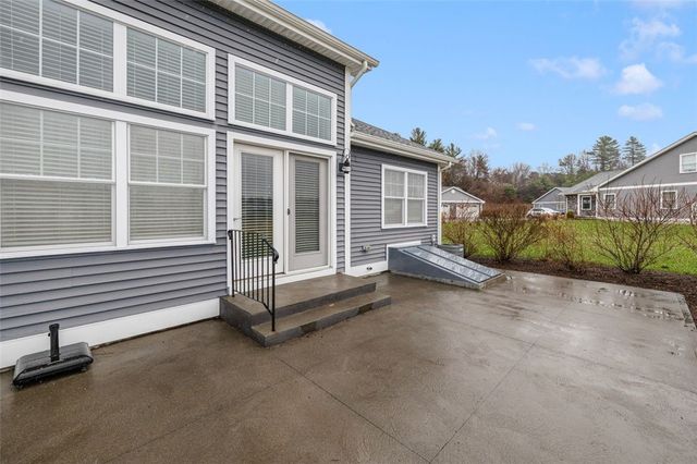 19 Bella Vista Circle, Glocester, RI 02814
