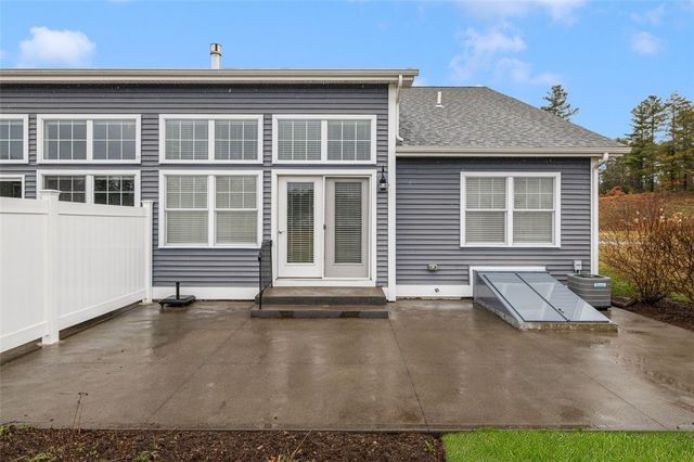 19 Bella Vista Circle, Glocester, RI 02814