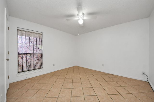 17331 Red Oak Drive 55, Houston, TX 77090