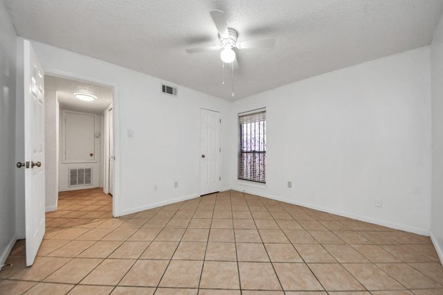 17331 Red Oak Drive 55, Houston, TX 77090