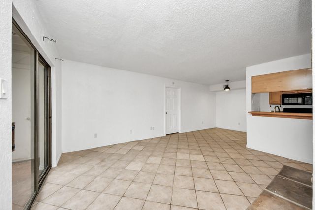 17331 Red Oak Drive 55, Houston, TX 77090