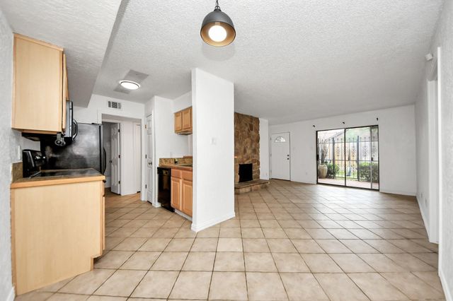 17331 Red Oak Drive 55, Houston, TX 77090