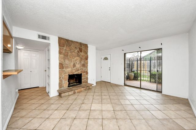 17331 Red Oak Drive 55, Houston, TX 77090