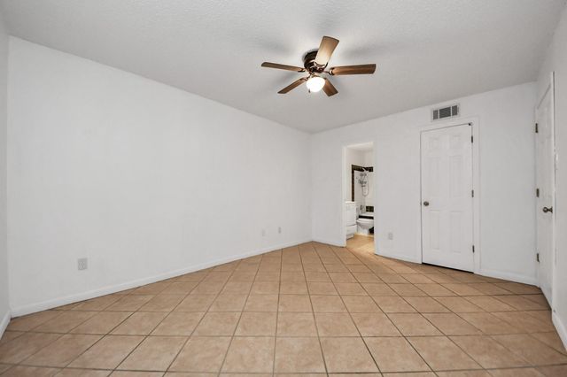 17331 Red Oak Drive 55, Houston, TX 77090