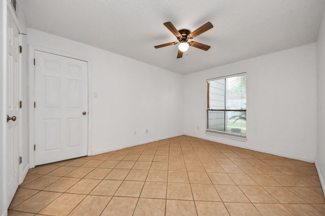 17331 Red Oak Drive 55, Houston, TX 77090
