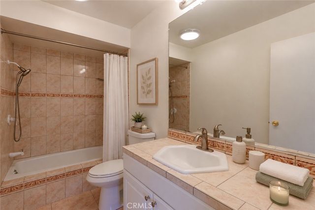 448 N Bellflower 216, Long Beach, CA 90814