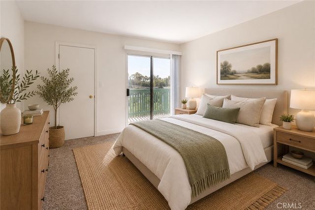 448 N Bellflower 216, Long Beach, CA 90814