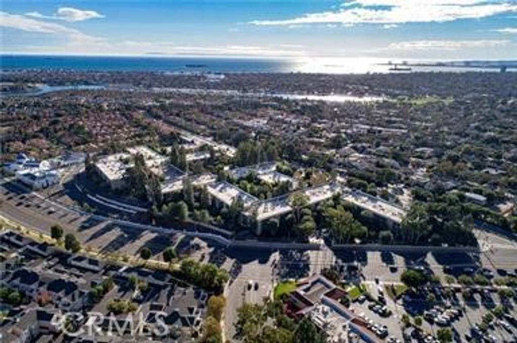 448 N Bellflower 216, Long Beach, CA 90814