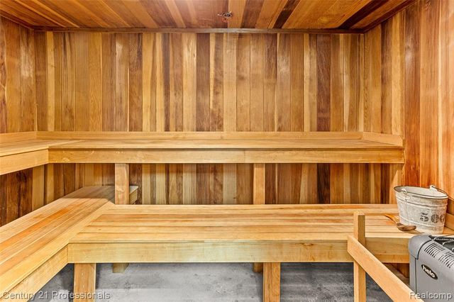 5000 Town Center 1704, Southfield, MI 48075