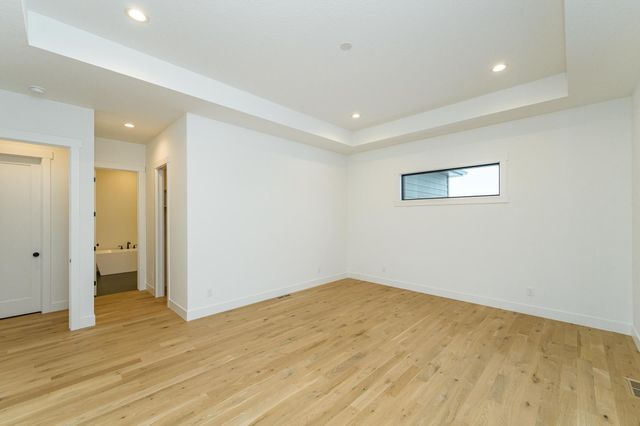 4980 Royal Oaks Circle SW, Rochester, MN 55902