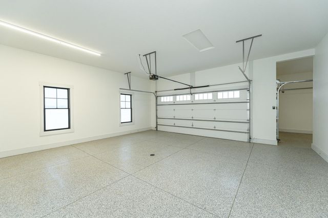 4980 Royal Oaks Circle SW, Rochester, MN 55902