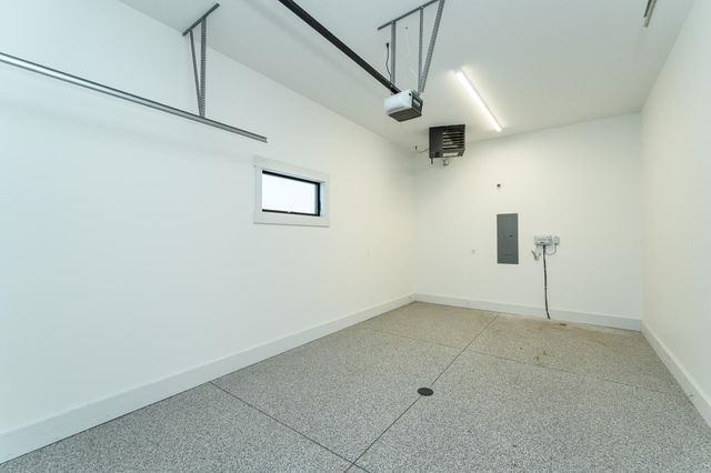 4980 Royal Oaks Circle SW, Rochester, MN 55902