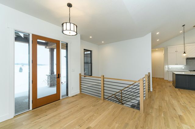 4980 Royal Oaks Circle SW, Rochester, MN 55902