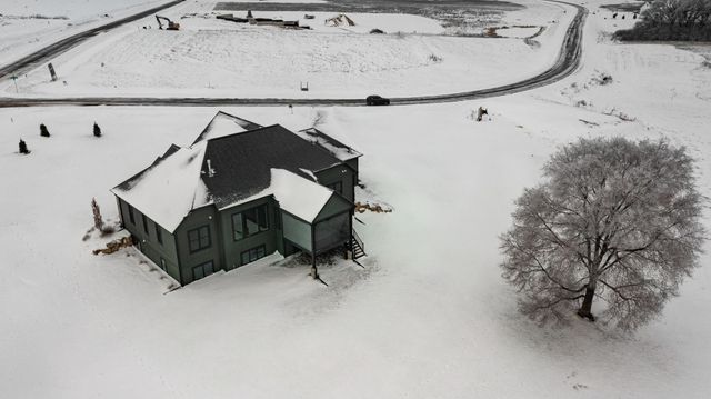 4980 Royal Oaks Circle SW, Rochester, MN 55902