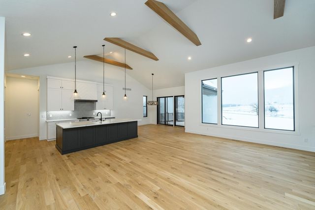 4980 Royal Oaks Circle SW, Rochester, MN 55902