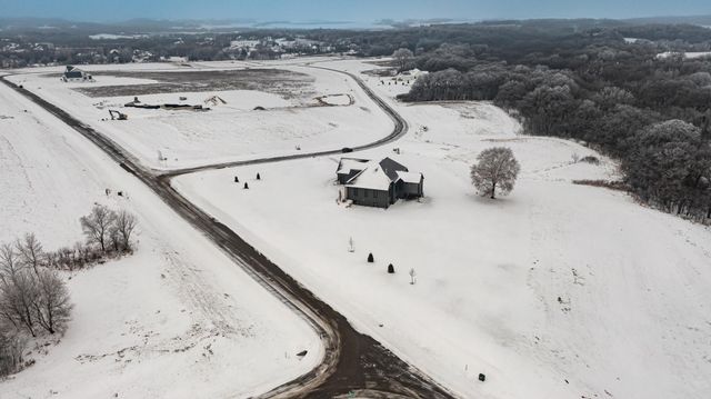 4980 Royal Oaks Circle SW, Rochester, MN 55902