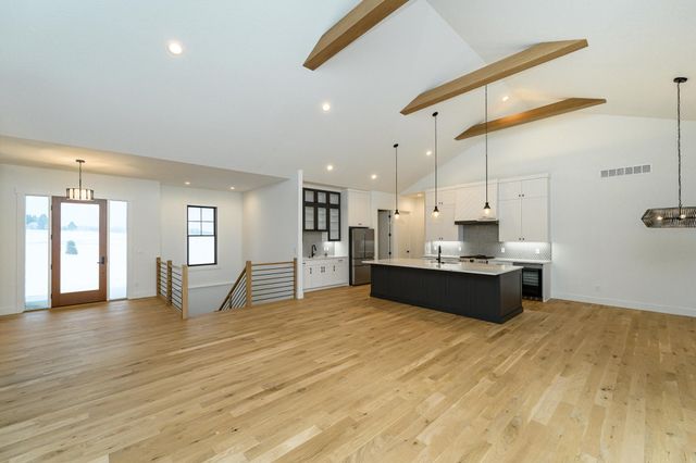 4980 Royal Oaks Circle SW, Rochester, MN 55902