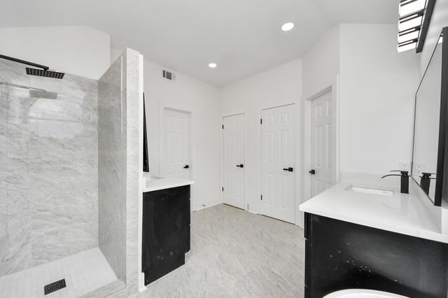 6502 Oakburl Court, Sugar Land, TX 77479