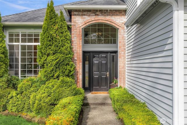 1406 N 38th Street, Renton, WA 98056