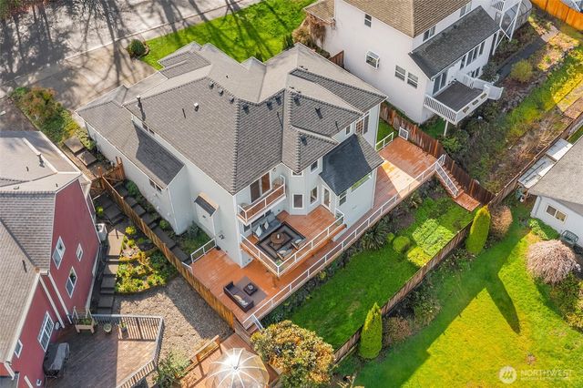 1406 N 38th Street, Renton, WA 98056