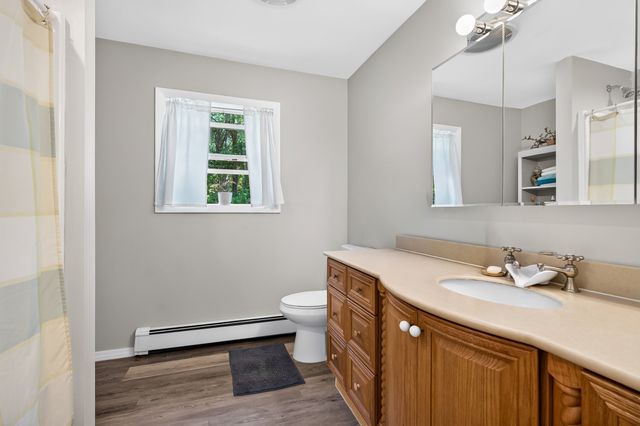410 Billings Rd, Fitchburg, MA 01420
