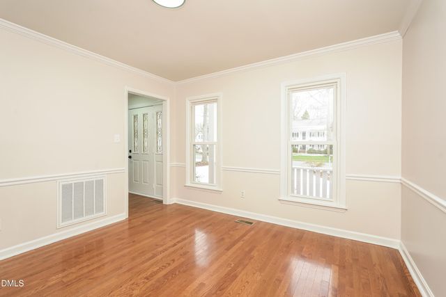 706 Edinburgh Court, Burlington, NC 27215