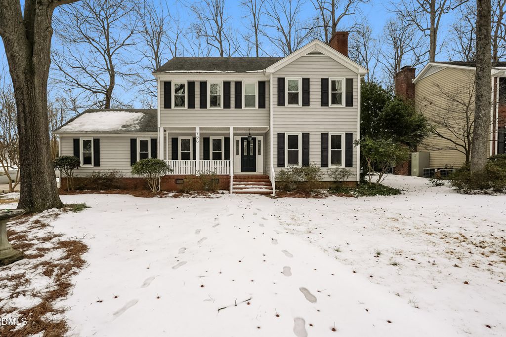 706 Edinburgh Court, Burlington, NC 27215