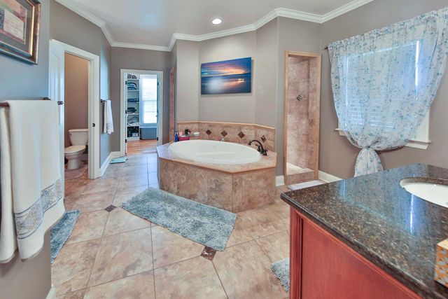 82 LAKEPOINTE CV, Atoka, TN 38004