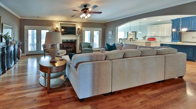 82 LAKEPOINTE CV, Atoka, TN 38004