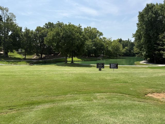 82 LAKEPOINTE CV, Atoka, TN 38004