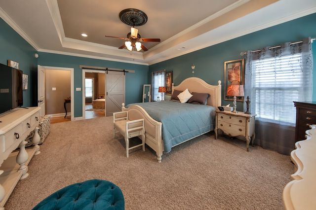 82 LAKEPOINTE CV, Atoka, TN 38004