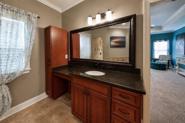 82 LAKEPOINTE CV, Atoka, TN 38004