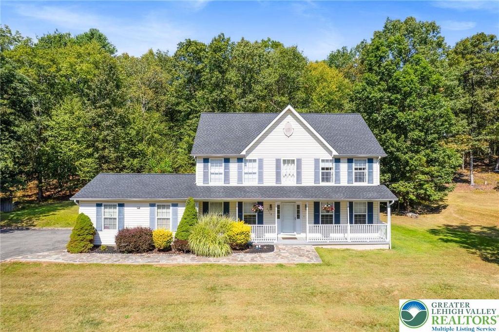 2018 Gorden Ridge Drive, East Stroudsburg, PA 18302