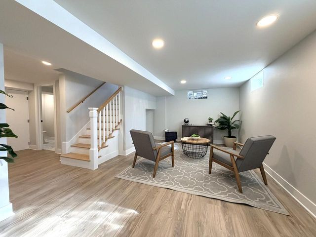 1028 Oakland AVENUE, Waukesha, WI 53186