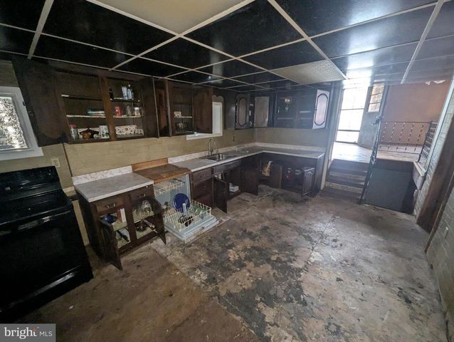 809 203RD ST, Pasadena, MD 21122