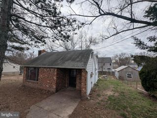 809 203RD ST, Pasadena, MD 21122