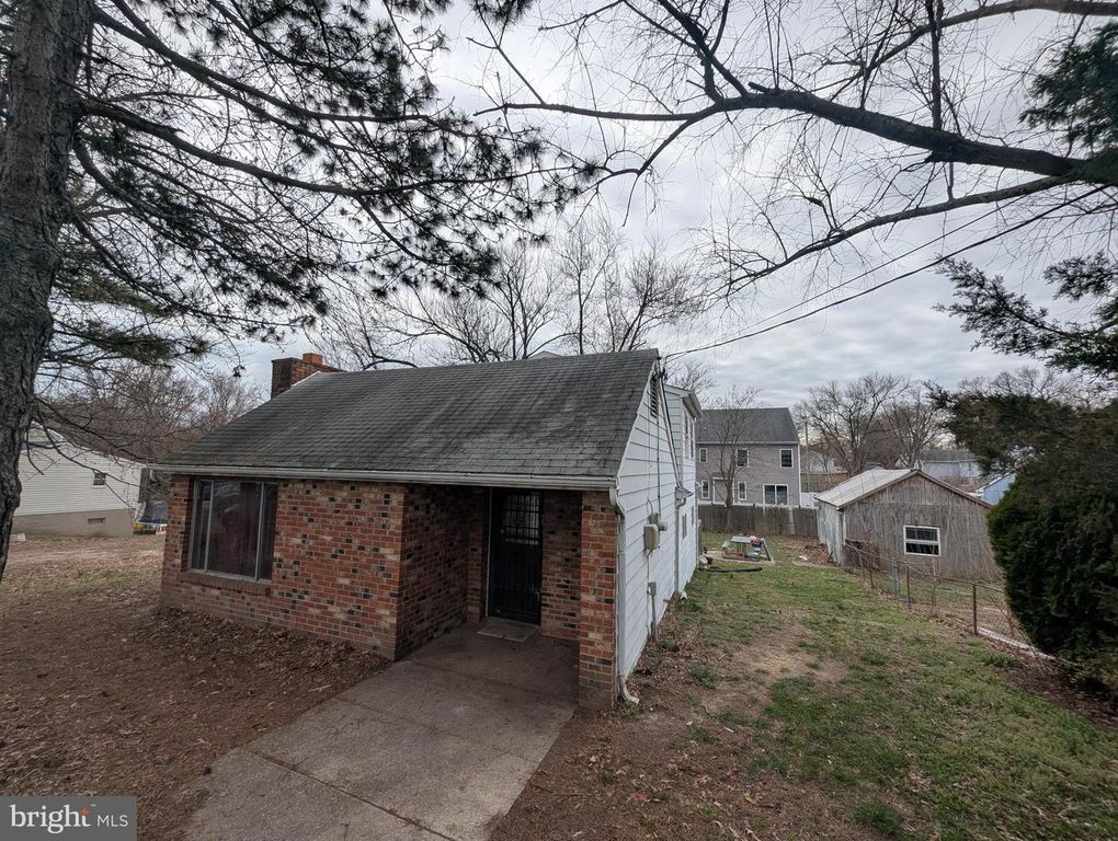 809 203RD ST, Pasadena, MD 21122