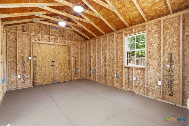 633 Lockener Ave, New Braunfels, TX 78130