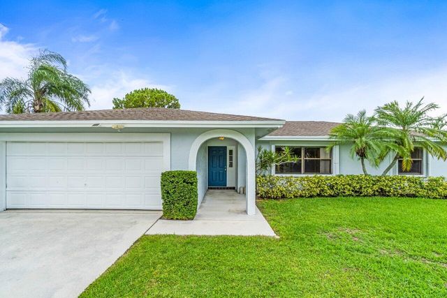 1849 Tulip Lane, Wellington, FL 33414