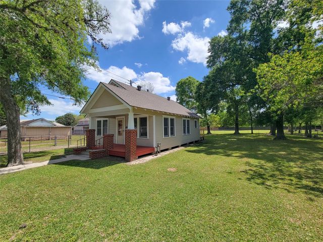 7818 Dixie Drive, Houston, TX 77087