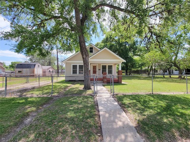 7818 Dixie Drive, Houston, TX 77087