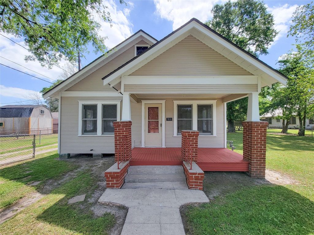 7818 Dixie Drive, Houston, TX 77087